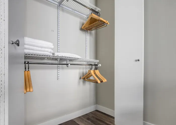 Gold Coast 1br W Gym Lounge 1 Block To L Chi-800 Апартаменты